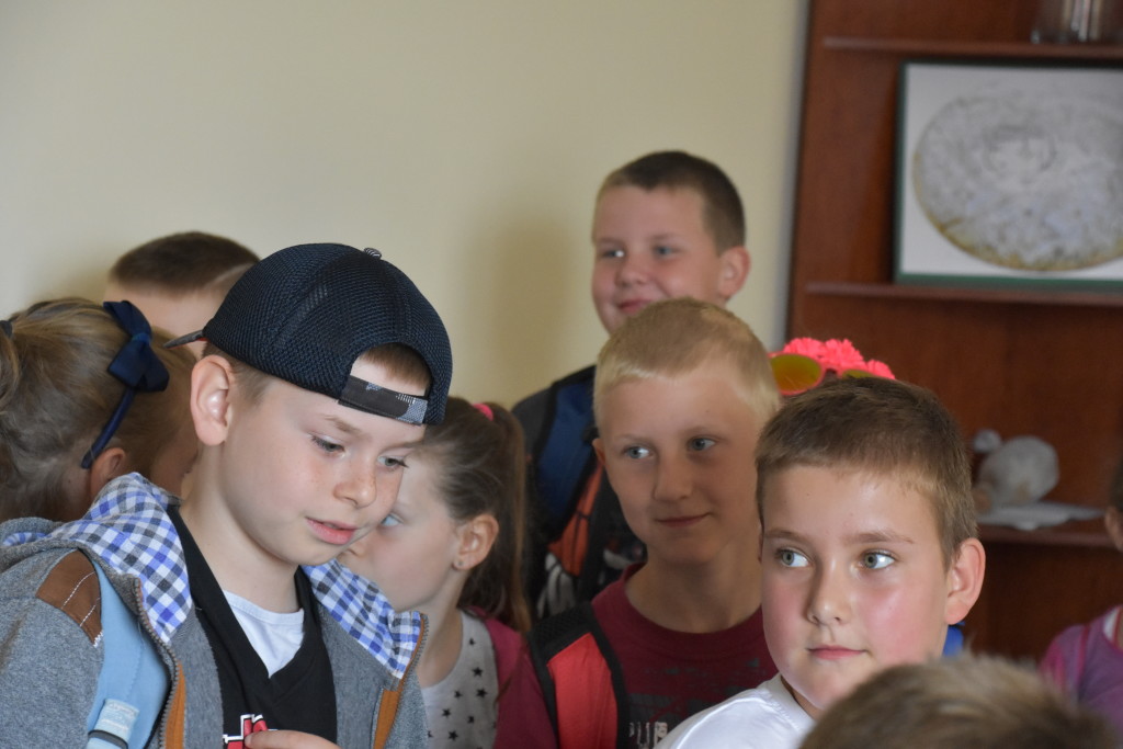 Uczniowie ze Szkoły Podstawowej w Węglewie